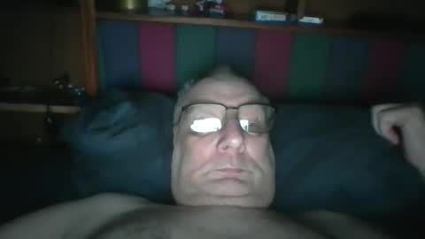 Snapshot of tebb61 chatting on May 27, 2026, 7:27 am Mark online show from May 27, 2026, 7:27 am