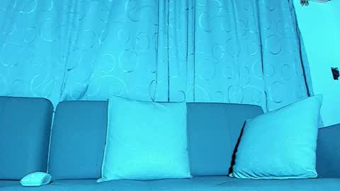 Snapshot of techno_420 chatting on December 2, 2025, 11:48 am Charlee He online show from December 2, 2025, 11:48 am