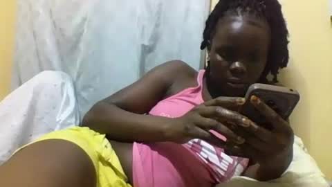 Snapshot of tecraruee chatting on December 4, 2025, 8:28 pm tecraruee online show from December 4, 2025, 8:28 pm