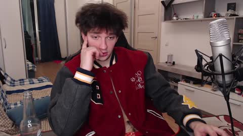 Snapshot of teddy_mode chatting on December 11, 2024, 10:27 pm Teddy online show from December 11, 2024, 10:27 pm