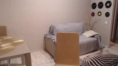 Snapshot of teddy_mode chatting on October 1, 2025, 8:04 pm Teddy online show from October 1, 2025, 8:04 pm