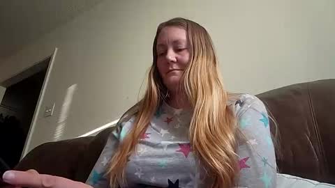 Snapshot of teddymilf chatting on May 13, 2026, 12:08 am SweetStephanie online show from May 13, 2026, 12:08 am