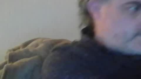 Snapshot of teeforyou chatting on May 5, 2026, 5:15 am Peter online show from May 5, 2026, 5:15 am