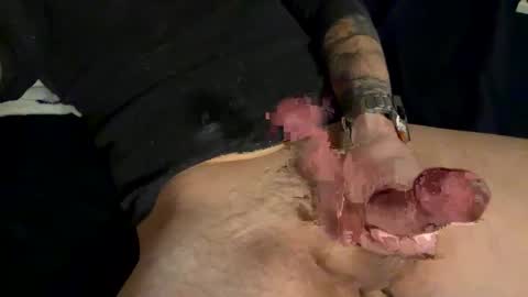 Snapshot of teejm chatting on December 21, 2024, 1:32 pm Twizzler online show from December 21, 2024, 1:32 pm