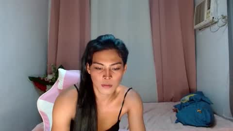 Snapshot of teffi_morgan chatting on May 12, 2026, 2:25 pm teffi_morgan online show from May 12, 2026, 2:25 pm