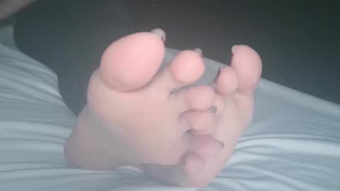 Viv West online show from February 17, 2025, 8:41 am