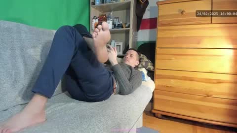 Virg Lszl online show from February 24, 2025, 2:58 pm