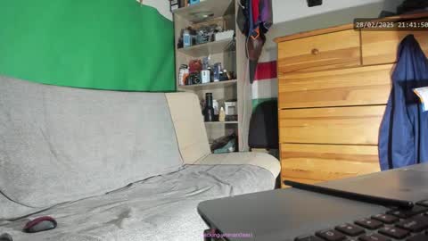 Virg Lszl online show from February 28, 2025, 8:39 pm