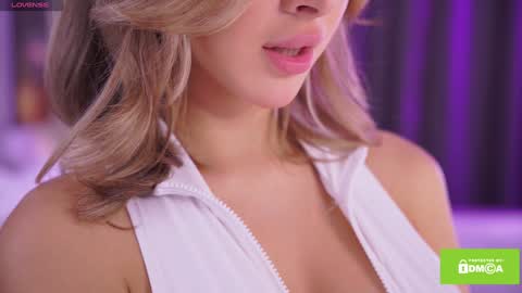 Snapshot of telladreamer_ chatting on November 29, 2025, 9:23 am Tella online show from November 29, 2025, 9:23 am