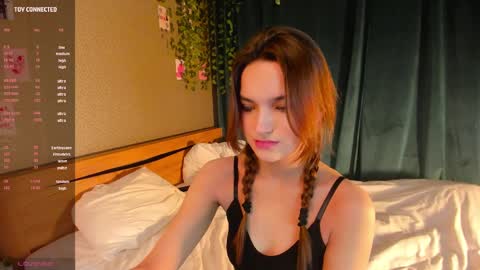 Snapshot of tempt_for_you chatting on March 4, 2025, 1:59 pm Megan online show from March 4, 2025, 1:59 pm