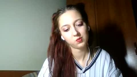 temptingvision online show from March 12, 2025, 9:24 pm