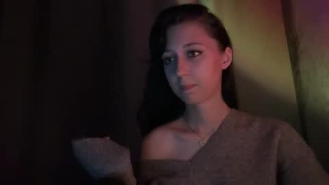 temptingvision online show from November 18, 2025, 6:12 pm