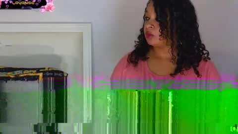 Snapshot of temptressbeauty24 chatting on December 27, 2024, 7:03 pm Gaia online show from December 27, 2024, 7:03 pm