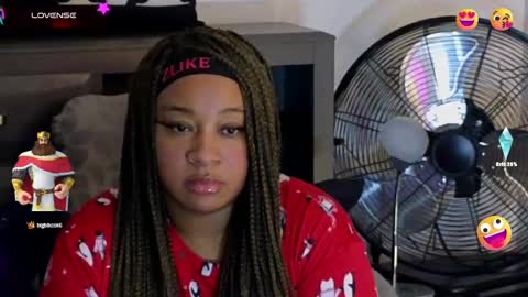 Snapshot of temptressbeauty24 chatting on March 9, 2025, 1:35 am Gaia online show from March 9, 2025, 1:35 am