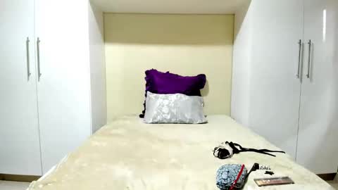 Snapshot of temptressqeen chatting on March 11, 2025, 3:12 pm temptressqeen online show from March 11, 2025, 3:12 pm