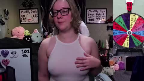 Snapshot of ten_tickle_pixie chatting on February 12, 2025, 7:24 pm Pixie and Tentacle Overlord online show from February 12, 2025, 7:24 pm