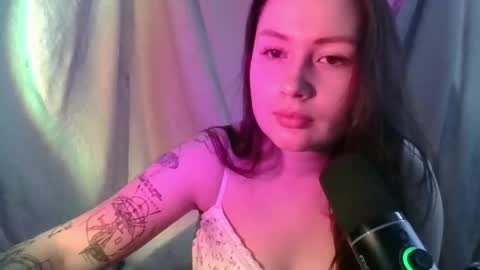 Snapshot of tendre_amelia chatting on April 21, 2026, 5:25 am tendre_amelia online show from April 21, 2026, 5:25 am