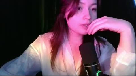 Snapshot of tendre_amelia chatting on May 14, 2026, 5:53 pm tendre_amelia online show from May 14, 2026, 5:53 pm