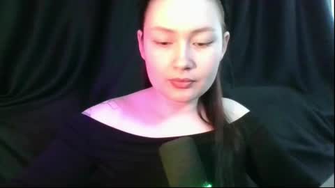 Snapshot of tendre_amelia chatting on May 18, 2026, 5:24 am tendre_amelia online show from May 18, 2026, 5:24 am