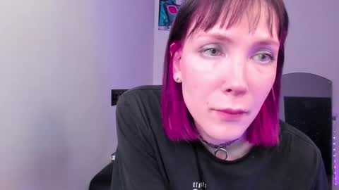 Kira online show from February 22, 2026, 8:07 pm