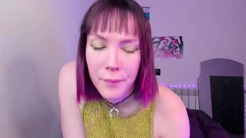 Kira online show from February 26, 2026, 8:41 pm