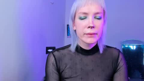 Snapshot of tenebrise chatting on June 7, 2026, 4:27 am Kira online show from June 7, 2026, 4:27 am