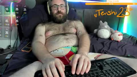 Snapshot of tenshi23 chatting on October 17, 2025, 2:15 am Matt online show from October 17, 2025, 2:15 am