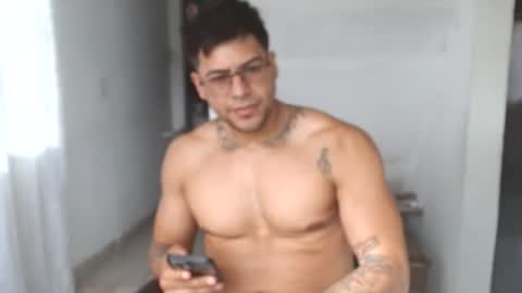 Snapshot of teo_rosa13 chatting on July 15, 2026, 1:05 pm Mateo rosa online show from July 15, 2026, 1:05 pm