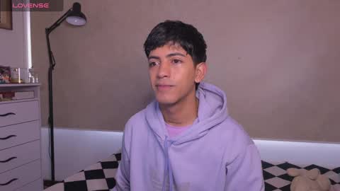 teo browny online show from November 18, 2025, 12:42 pm