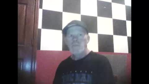Snapshot of terdy2366 chatting on November 17, 2025, 10:26 pm terdy2366 online show from November 17, 2025, 10:26 pm