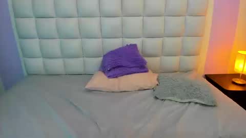 Teresa online show from September 24, 2025, 2:09 pm