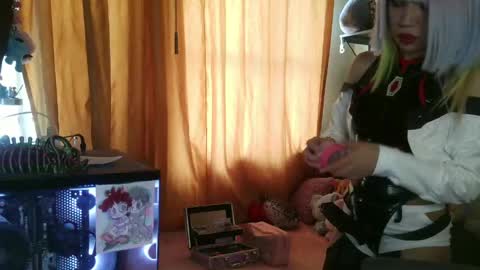 Snapshot of terraelowen chatting on May 12, 2026, 1:41 pm Terra Elowen online show from May 12, 2026, 1:41 pm