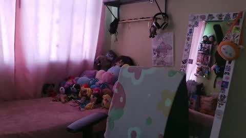 Snapshot of terraelowen chatting on May 14, 2026, 2:24 pm Terra Elowen online show from May 14, 2026, 2:24 pm
