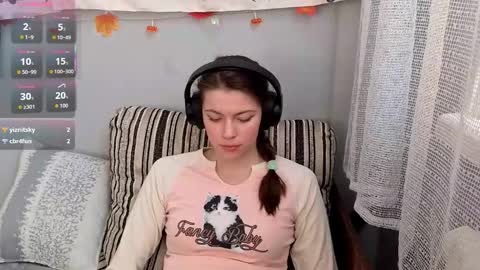 Anny Simpson online show from November 16, 2025, 6:41 am