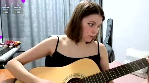 Anny Simpson online show from June 12, 2026, 9:25 pm