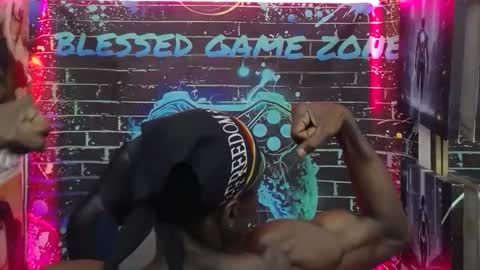 terry_zyzz online show from April 25, 2026, 10:29 am