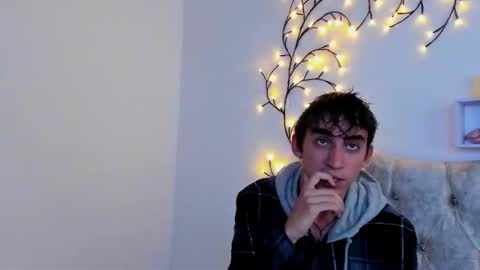 terrygrace online show from November 16, 2025, 7:41 pm