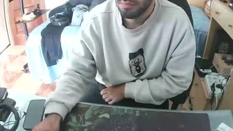 terwosdex online show from November 8, 2025, 3:01 pm