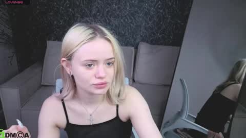 Tessa online show from April 26, 2026, 3:59 am