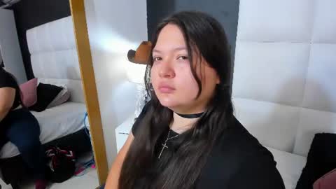 TERESA  online show from July 13, 2026, 5:27 pm