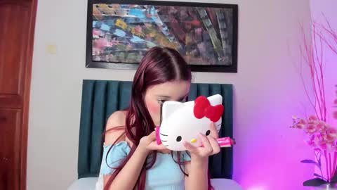 Tessamonroee online show from March 11, 2026, 6:47 pm