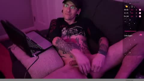 Snapshot of tesseract_ghost chatting on January 17, 2025, 5:21 am Tesseract Ghost online show from January 17, 2025, 5:21 am