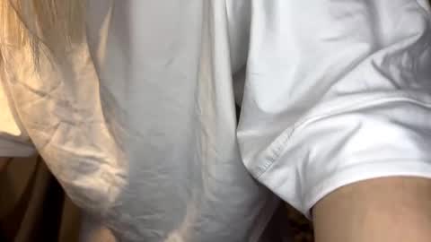 tessiebe online show from March 5, 2026, 3:19 pm