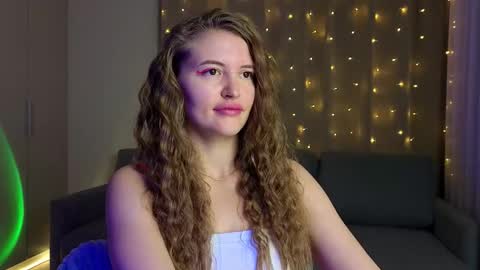 TessaHart online show from December 21, 2025, 2:57 pm