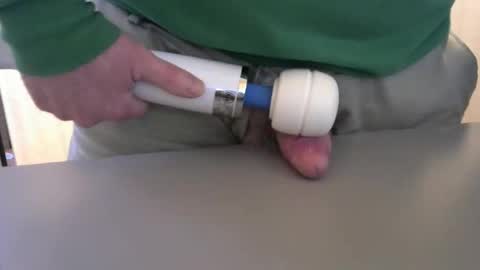 Snapshot of testechat chatting on December 5, 2025, 6:59 pm Test the Chat online show from December 5, 2025, 6:59 pm