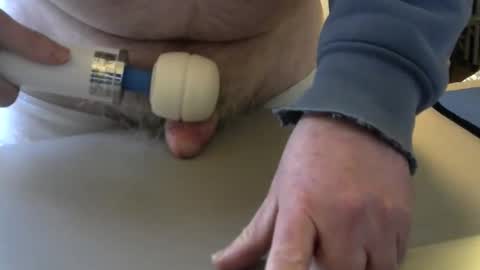 Test the Chat online show from March 6, 2026, 6:37 pm