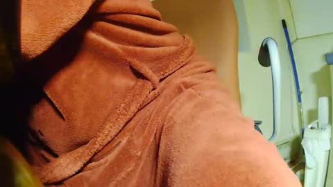 tetuo2 online show from March 4, 2025, 7:51 am