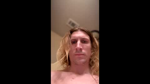 Snapshot of texascockstar chatting on December 10, 2024, 10:17 am texascockstar online show from December 10, 2024, 10:17 am