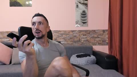 TexasHUNK online show from September 21, 2025, 6:37 am