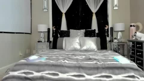 Snapshot of texaspeach69 chatting on December 1, 2025, 5:29 pm peachy online show from December 1, 2025, 5:29 pm